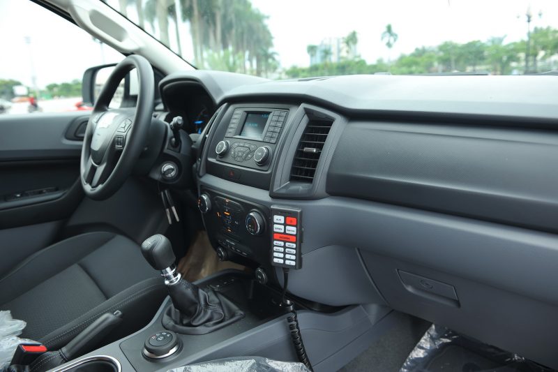 xe cứu thương ford everest 