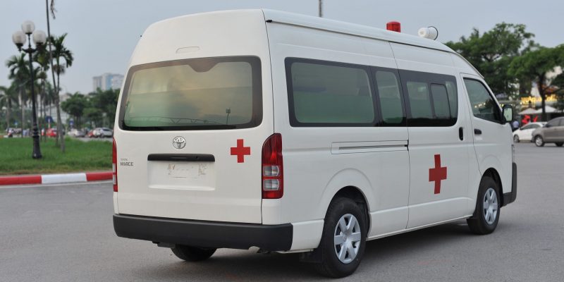 ahcom-tech-toyota-hiace-noc-cao